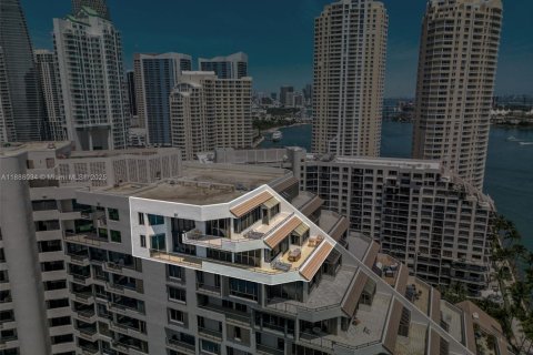 Copropriété à vendre à Miami, Floride: 3 chambres, 284.75 m2 № 1942390 - photo 10