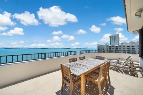 Copropriété à vendre à Miami, Floride: 3 chambres, 284.75 m2 № 1942390 - photo 14