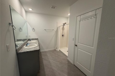 Villa ou maison à louer à San Antonio, Floride: 3 chambres, 157 m2 № 2093639 - photo 15