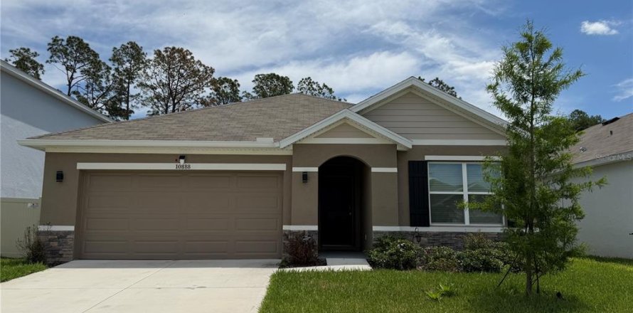 Villa ou maison à San Antonio, Floride 3 chambres, 157 m2 № 2093639