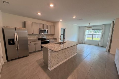 Villa ou maison à louer à San Antonio, Floride: 3 chambres, 157 m2 № 2093639 - photo 6