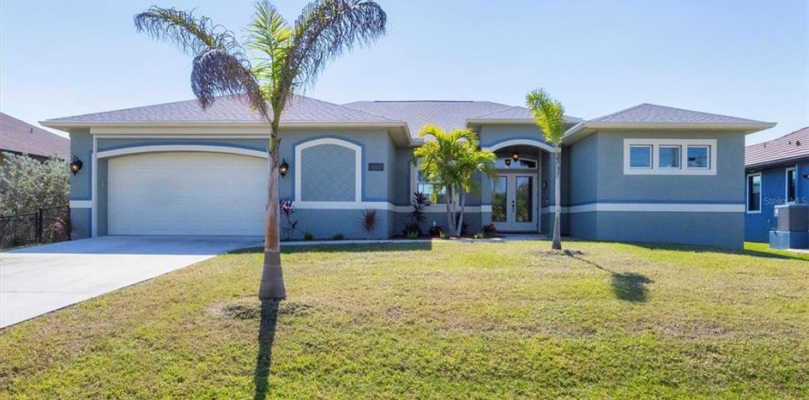 Casa en Port Charlotte, Florida 3 dormitorios, 189.15 m2 № 1521112