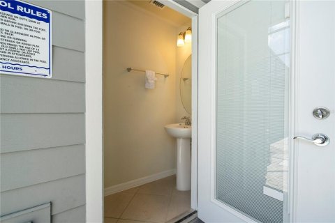 Townhouse in Clermont, Florida 5 bedrooms, 211.91 sq.m. № 1784971 - photo 10
