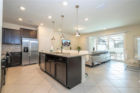 Townhouse in Clermont, Florida 5 bedrooms, 211.91 sq.m. № 1784971 - photo 23