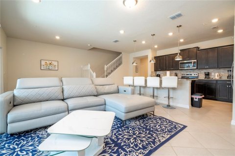 Townhouse in Clermont, Florida 5 bedrooms, 211.91 sq.m. № 1784971 - photo 26