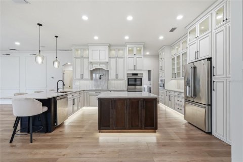 Villa ou maison à vendre à Land O' Lakes, Floride: 4 chambres, 323.86 m2 № 2201269 - photo 30