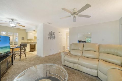 Condo in Sarasota, Florida, 2 bedrooms  № 1432161 - photo 7
