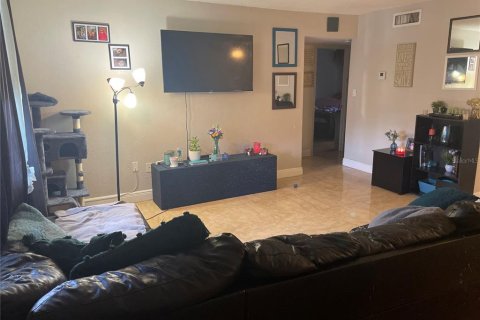 Condominio en venta en Tampa, Florida, 2 dormitorios, 83.52 m2 № 1785004 - foto 7