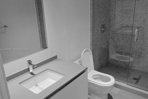 Condo in Miami, Florida, 2 bedrooms  № 2007998 - photo 23