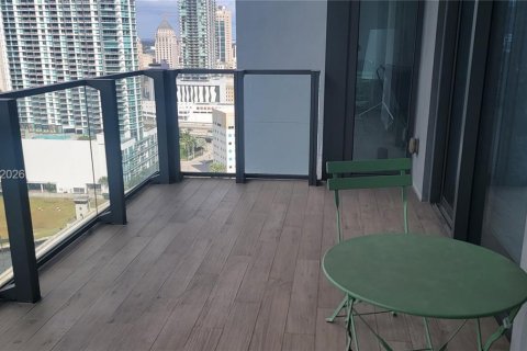 Condominio en Miami, Florida, 2 dormitorios  № 2007998