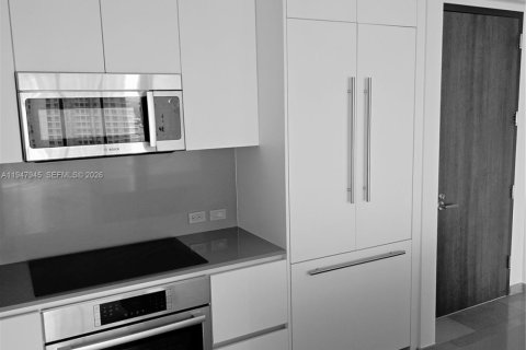 Condo in Miami, Florida, 2 bedrooms  № 2007998 - photo 21