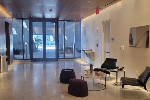 Condominio en venta en Miami, Florida, 2 dormitorios, 112.23 m2 № 2007998 - foto 8