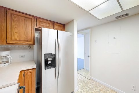 Condo in Fort Lauderdale, Florida, 2 bedrooms  № 2024327 - photo 20