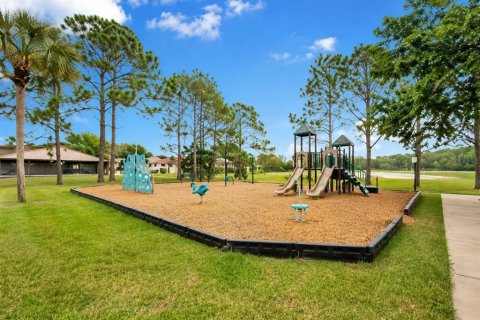 Touwnhouse à vendre à Orlando, Floride: 2 chambres, 92.07 m2 № 2411537 - photo 17