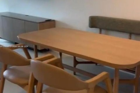 Condominio en venta en Florida City, Florida, 1 dormitorio, 63.82 m2 № 1978598 - foto 4