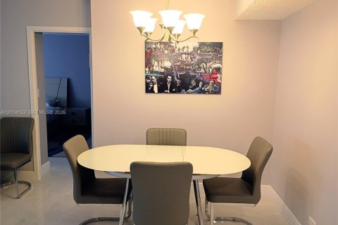 Copropriété à louer à Sunny Isles Beach, Floride: 2 chambres, 100.98 m2 № 2439391 - photo 6
