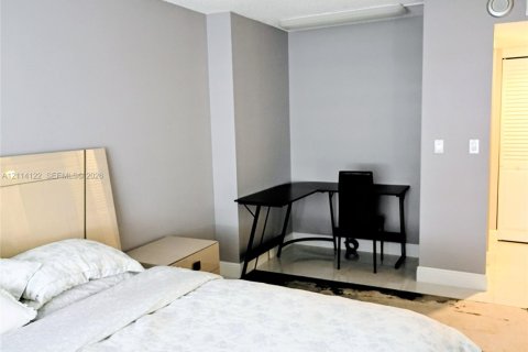 Copropriété à louer à Sunny Isles Beach, Floride: 2 chambres, 100.98 m2 № 2439391 - photo 16