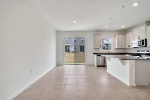 Снять в аренду таунхаус в Киссимми, Флорида 5 комнат, 144.56м2, № 1856067 - фото 9