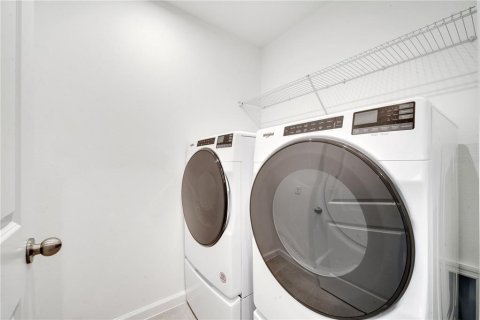 Снять в аренду таунхаус в Киссимми, Флорида 5 комнат, 144.56м2, № 1856067 - фото 26