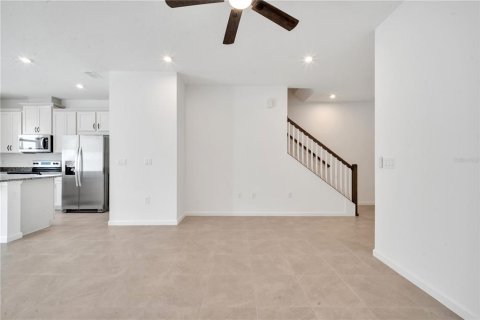 Снять в аренду таунхаус в Киссимми, Флорида 5 комнат, 144.56м2, № 1856067 - фото 16