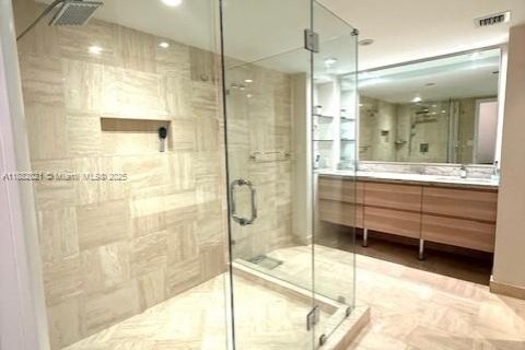 Condo in Key Biscayne, Florida, 3 bedrooms  № 1978483 - photo 17