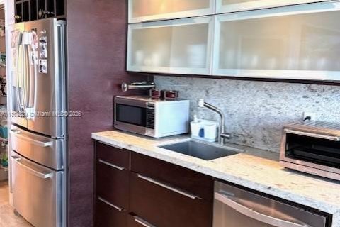 Condo in Key Biscayne, Florida, 3 bedrooms  № 1978483 - photo 4