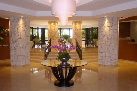 Condo in Key Biscayne, Florida, 3 bedrooms  № 1978483 - photo 28