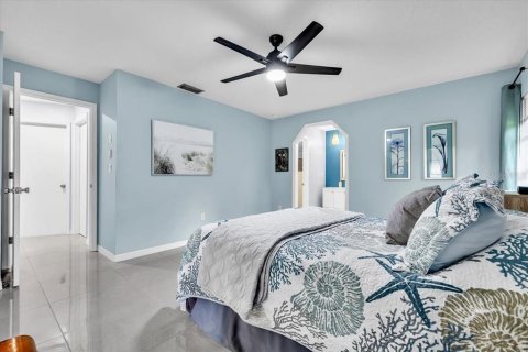 Villa ou maison à vendre à Port Charlotte, Floride: 2 chambres, 138.98 m2 № 2413640 - photo 22