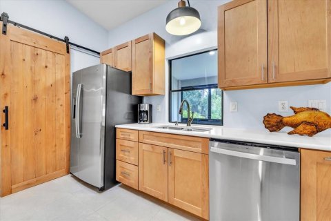 Villa ou maison à vendre à Port Charlotte, Floride: 2 chambres, 138.98 m2 № 2413640 - photo 12