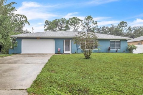 Villa ou maison à vendre à Port Charlotte, Floride: 2 chambres, 138.98 m2 № 2413640 - photo 2