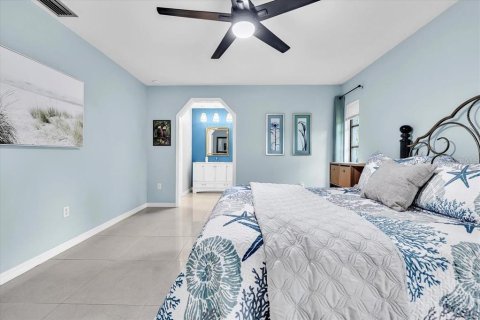 Villa ou maison à vendre à Port Charlotte, Floride: 2 chambres, 138.98 m2 № 2413640 - photo 25