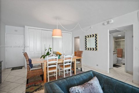 Купить кондоминиум в Майами-Бич, Флорида 1 спальня, 87.51м2, № 2023844 - фото 15