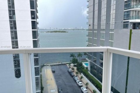 Apartamento en alquiler en Miami, Florida, 3 dormitorios, 122.63 m2 № 1924132 - foto 18