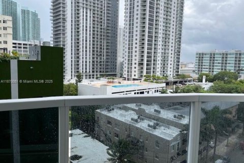Apartamento en alquiler en Miami, Florida, 3 dormitorios, 122.63 m2 № 1924132 - foto 16