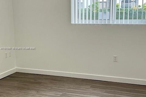 Apartamento en alquiler en Miami, Florida, 3 dormitorios, 122.63 m2 № 1924132 - foto 25