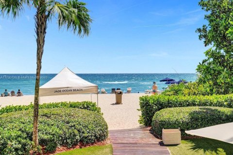 Condominio en venta en Sunny Isles Beach, Florida, 3 dormitorios, 179.58 m2 № 1480591 - foto 29