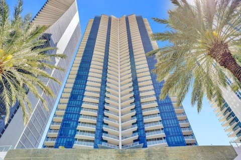 Condominio en venta en Sunny Isles Beach, Florida, 3 dormitorios, 179.58 m2 № 1480591 - foto 27