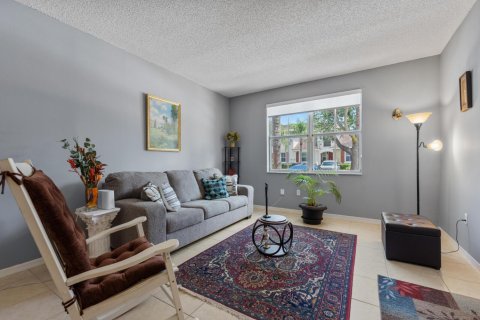 Adosado en venta en Homestead, Florida, 3 dormitorios, 147.16 m2 № 2247118 - foto 11