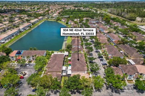 Adosado en venta en Homestead, Florida, 3 dormitorios, 147.16 m2 № 2247118 - foto 29