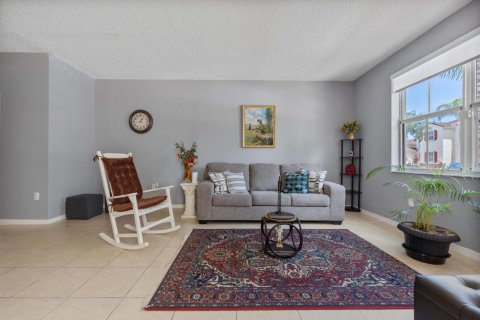 Adosado en venta en Homestead, Florida, 3 dormitorios, 147.16 m2 № 2247118 - foto 12