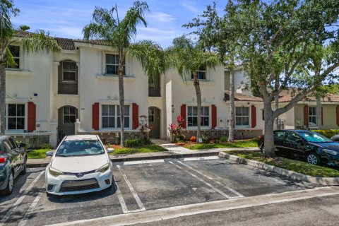 Adosado en venta en Homestead, Florida, 3 dormitorios, 147.16 m2 № 2247118 - foto 27