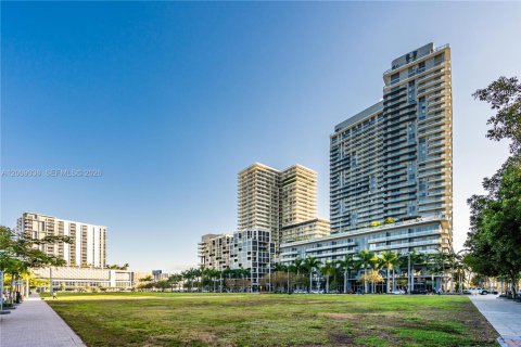 Copropriété à louer à Miami, Floride: 1 chambre, 55.09 m2 № 2170969 - photo 19