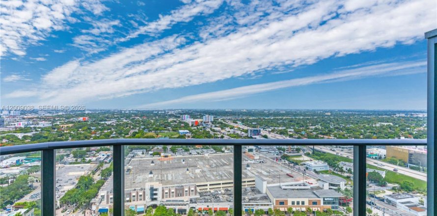 Condo à Miami, Floride, 1 chambre  № 2170969
