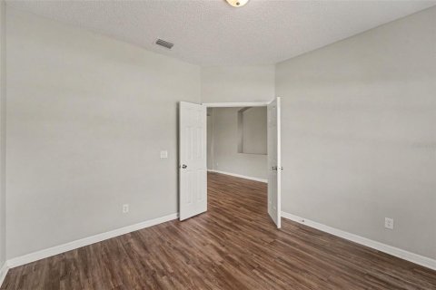 House in Wesley Chapel, Florida 3 bedrooms, 191.56 sq.m. № 2156617 - photo 8