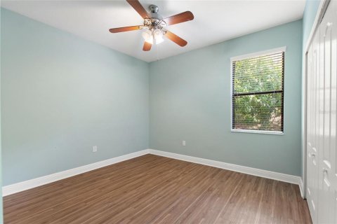 Casa en venta en Davenport, Florida, 4 dormitorios, 212.47 m2 № 1899991 - foto 28