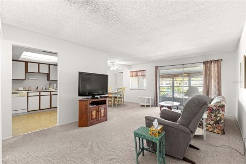 Condo in Ocala, Florida, 1 bedroom  № 1895021 - photo 5
