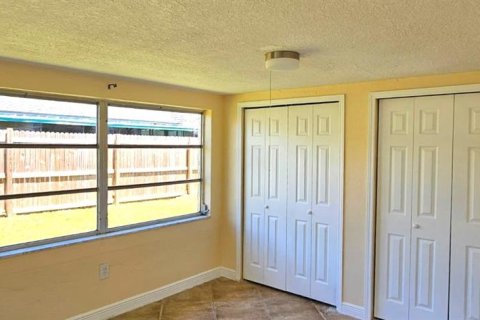 House in Holiday, Florida 3 bedrooms, 143.26 sq.m. № 1826497 - photo 24