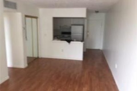 Condo in Plantation, Florida, 1 bedroom  № 2083415 - photo 5