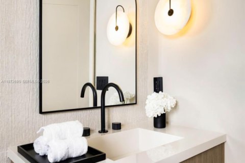 Купить виллу или дом в Майами, Флорида 3 спальни, 249.81м2, № 2049761 - фото 14