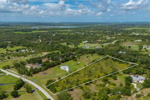 Terreno en venta en Punta Gorda, Florida № 1824598 - foto 3